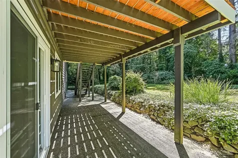 24014 57th Avenue SE Woodinville WA 98072