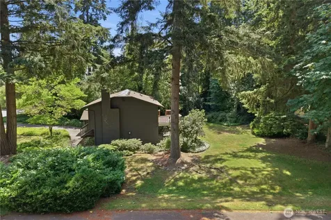 24014 57th Avenue SE Woodinville WA 98072