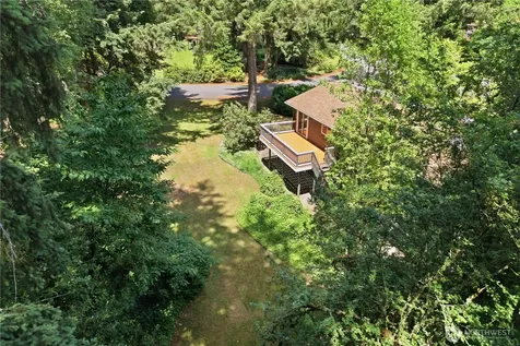 24014 57th Avenue SE Woodinville WA 98072