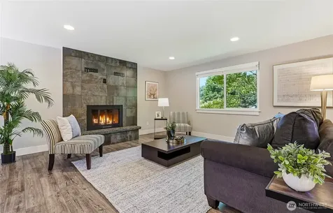 24014 57th Avenue SE Woodinville WA 98072