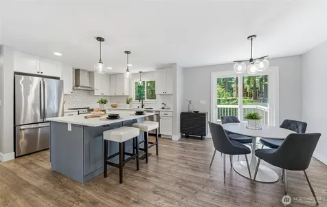 24014 57th Avenue SE Woodinville WA 98072