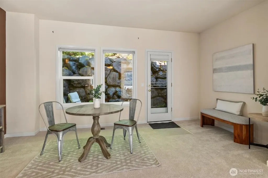 9804 NE Riverbend Drive Bothell WA 98011
