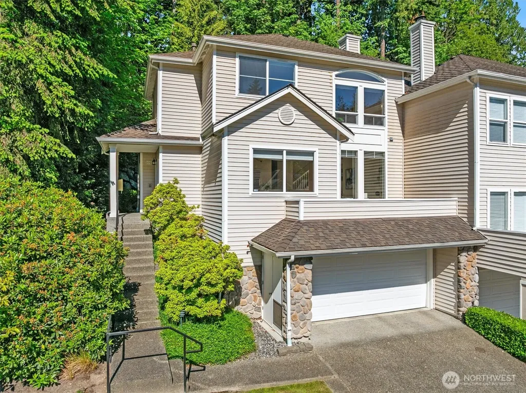 9804 NE Riverbend Drive Bothell WA 98011