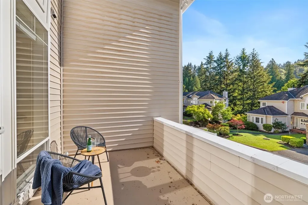 9804 NE Riverbend Drive Bothell WA 98011