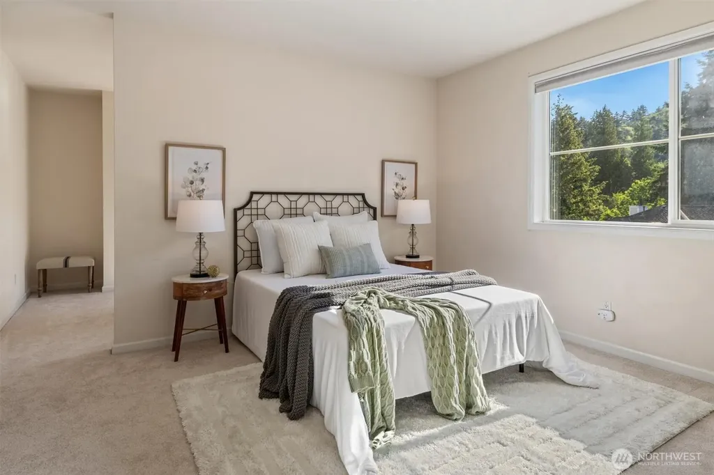 9804 NE Riverbend Drive Bothell WA 98011