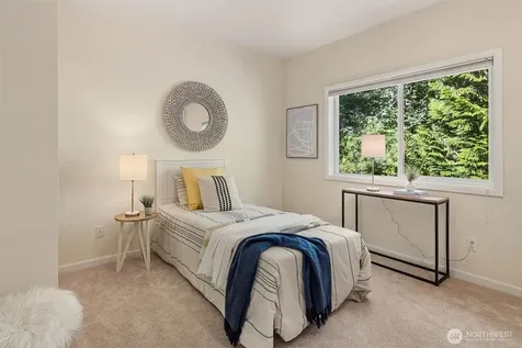 9804 NE Riverbend Drive Bothell WA 98011