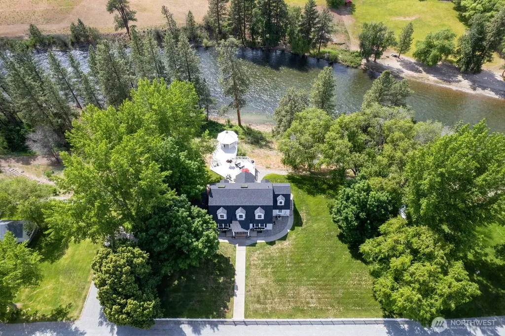 3 Ross Road Twisp WA 98856