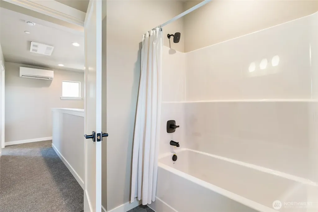 676 W Kline Road Bellingham WA 98226