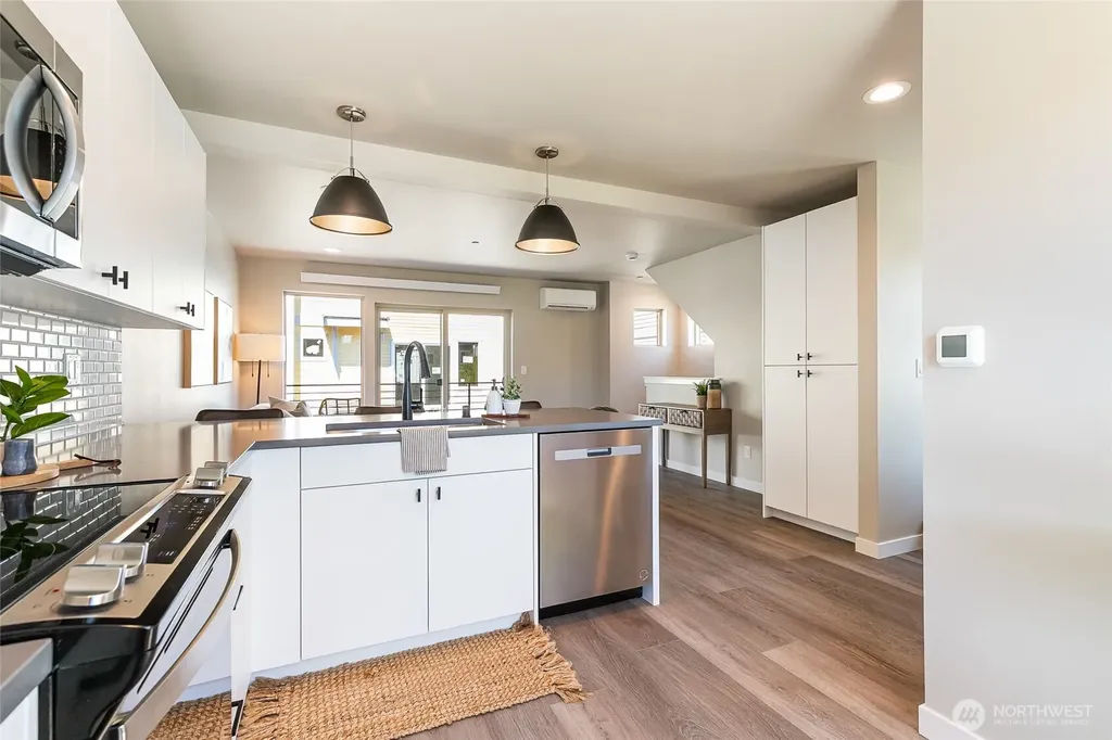 676 W Kline Road Bellingham WA 98226