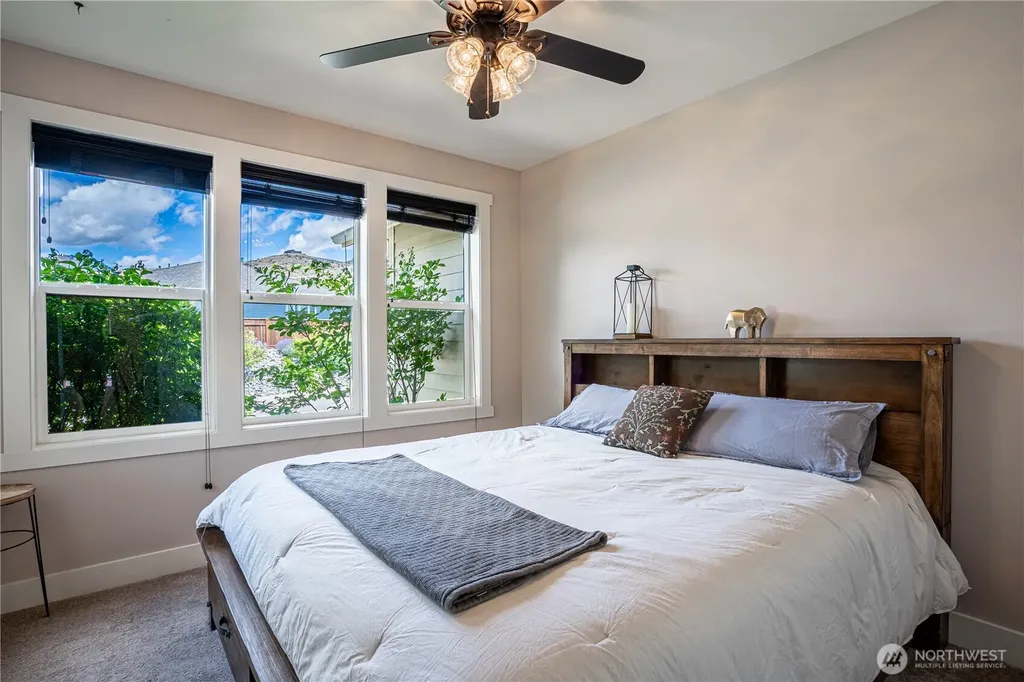 1000 Sunset Lane Chelan WA 98816