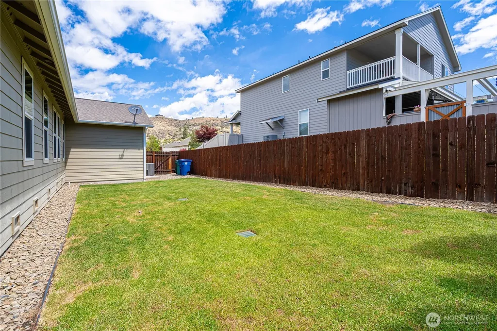 1000 Sunset Lane Chelan WA 98816