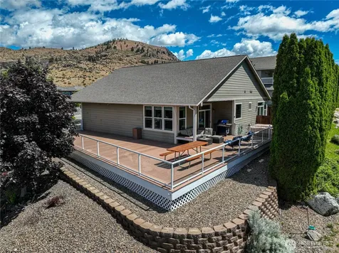 1000 Sunset Lane Chelan WA 98816