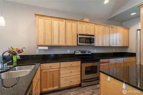 1000 Sunset Lane Chelan WA 98816