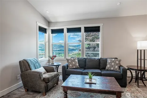 1000 Sunset Lane Chelan WA 98816