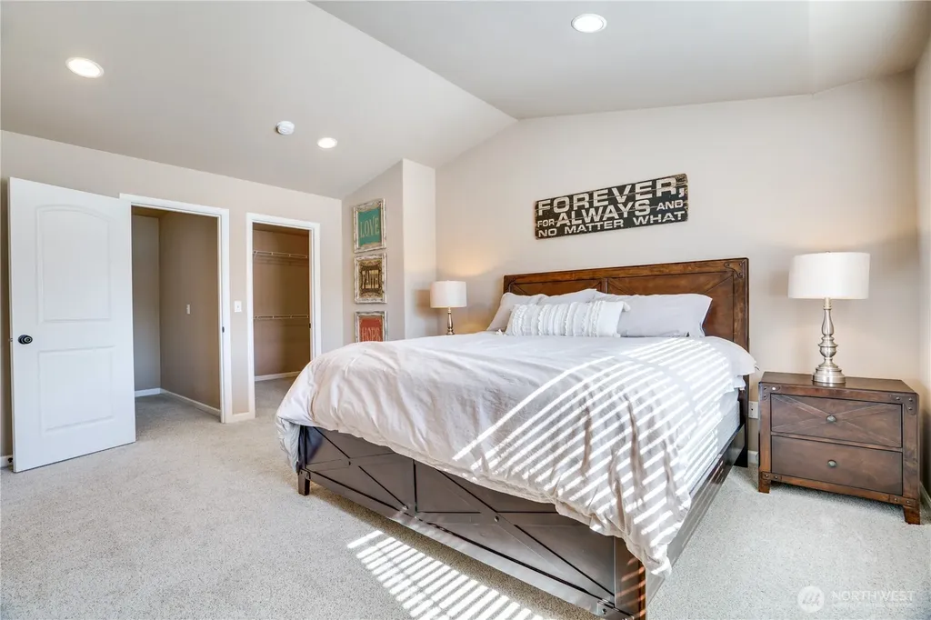 5913 164th Avenue Ct E Sumner WA 98390