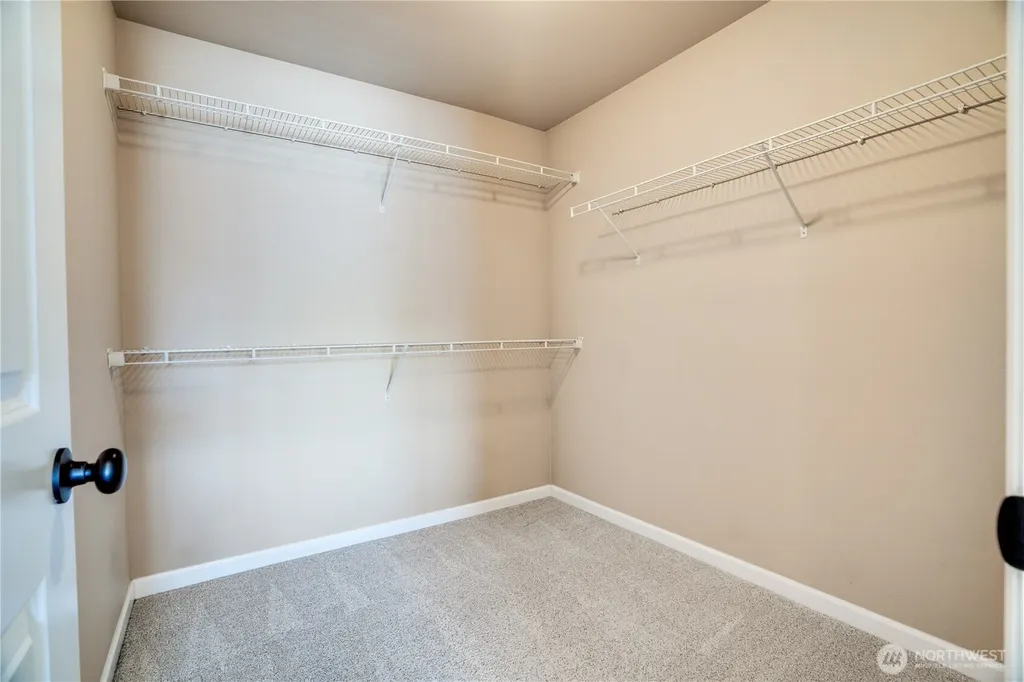 5913 164th Avenue Ct E Sumner WA 98390