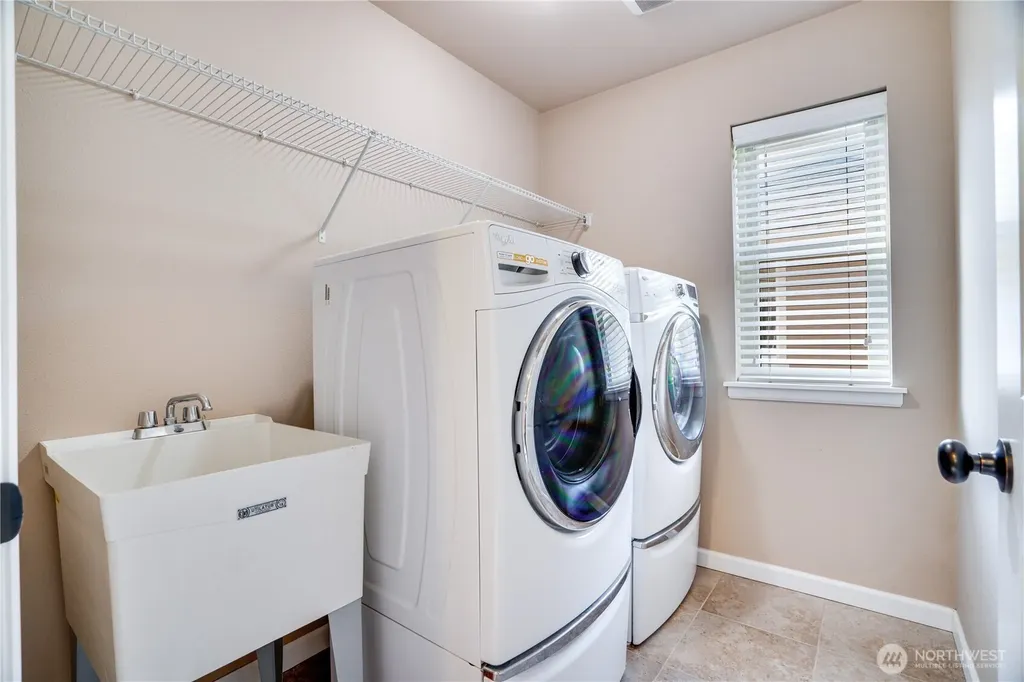 5913 164th Avenue Ct E Sumner WA 98390