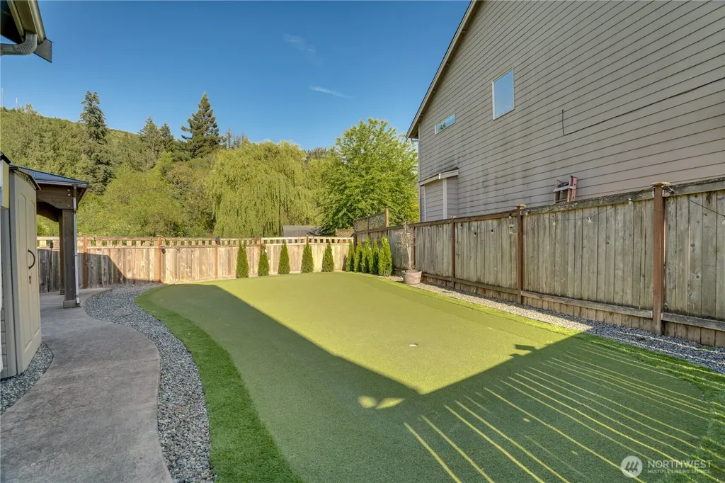 5913 164th Avenue Ct E Sumner WA 98390