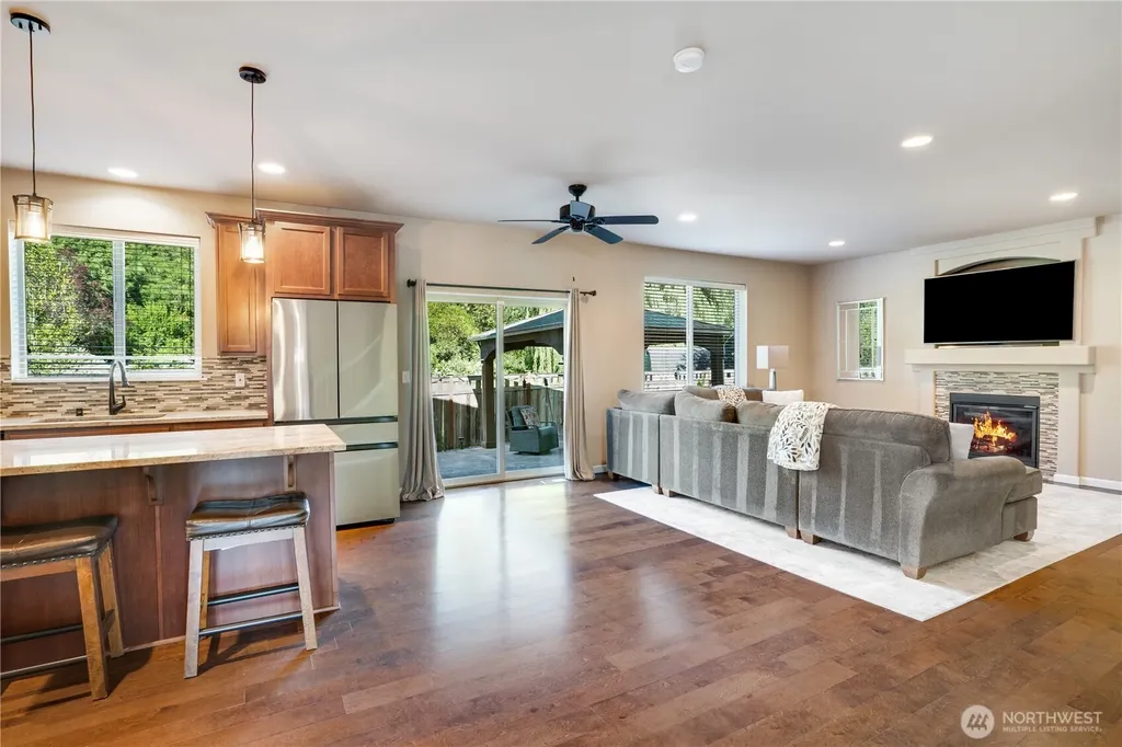 5913 164th Avenue Ct E Sumner WA 98390