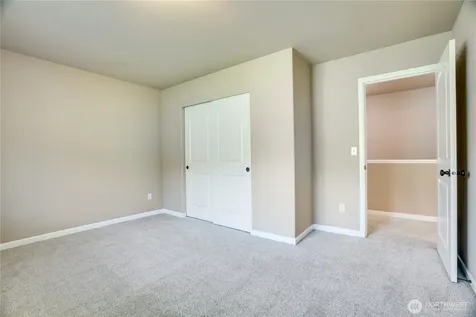 5913 164th Avenue Ct E Sumner WA 98390