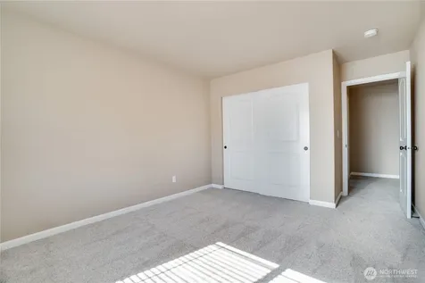 5913 164th Avenue Ct E Sumner WA 98390