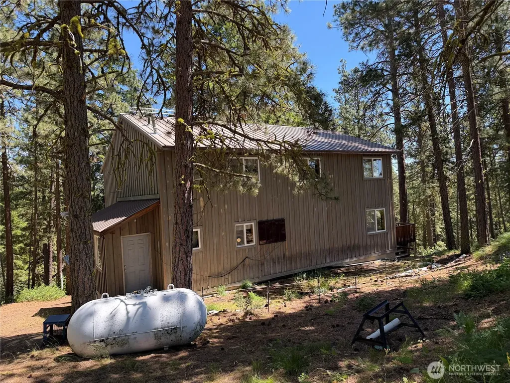 3054 W Sun East Road Ellensburg WA 98926