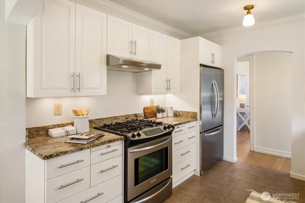 7754 Jones Avenue NW Seattle WA 98117