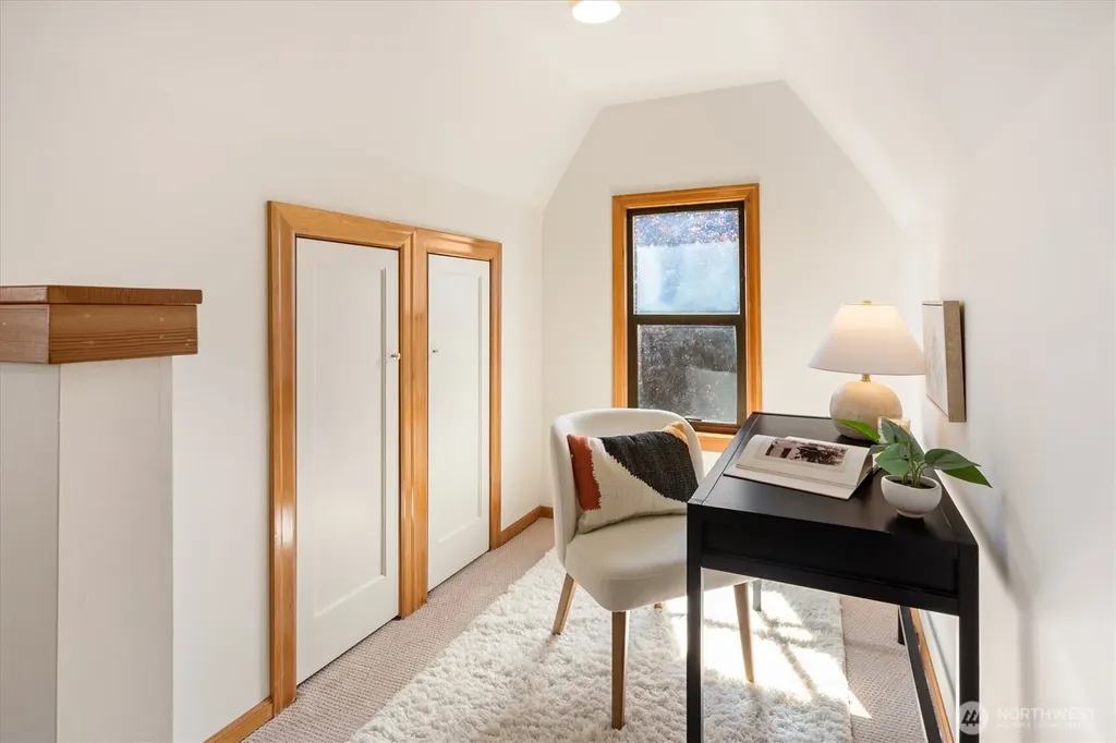 7754 Jones Avenue NW Seattle WA 98117
