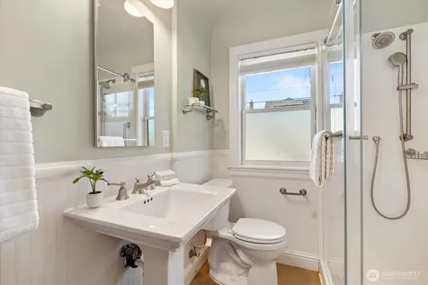 7754 Jones Avenue NW Seattle WA 98117