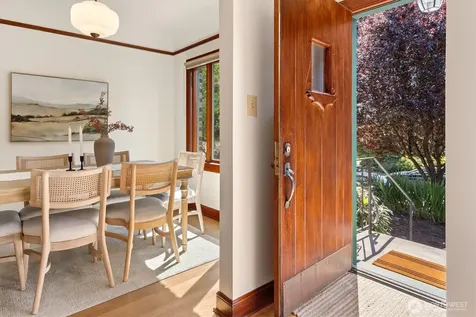 7754 Jones Avenue NW Seattle WA 98117