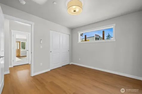 16823 Alder Way Lynnwood WA 98037