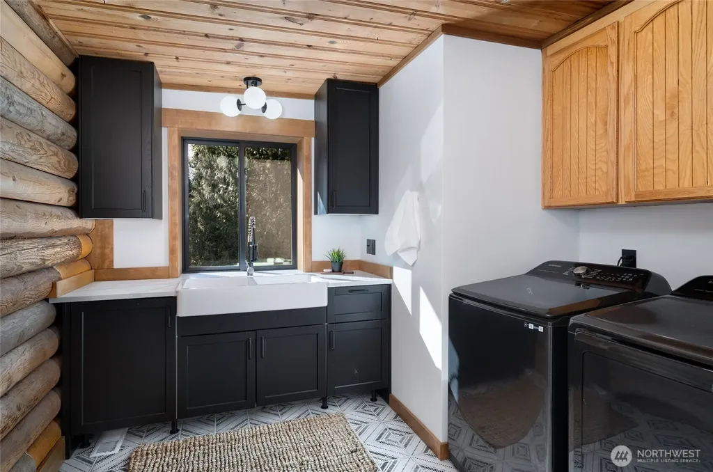 23941 Bassett Road Sedro Woolley WA 98284