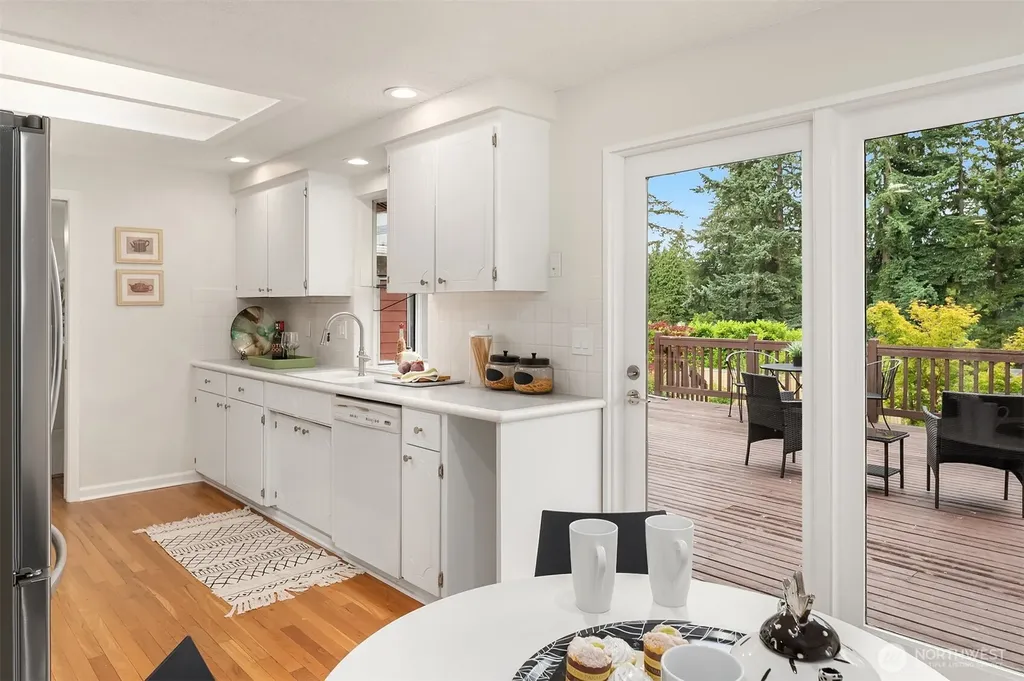 6045 129th Avenue SE Bellevue WA 98006