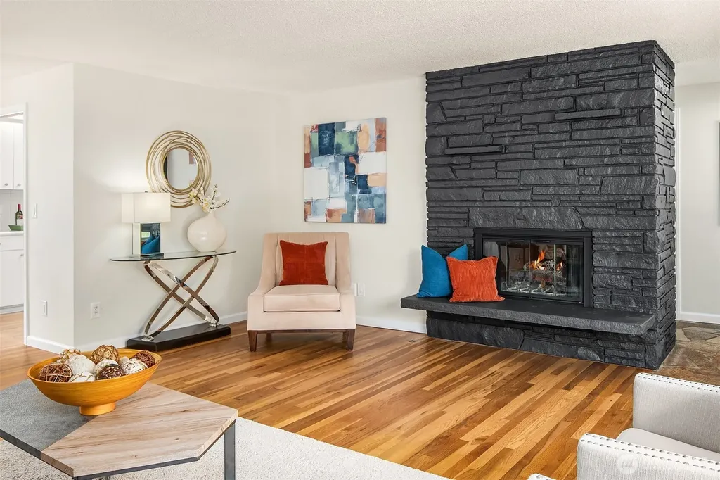 6045 129th Avenue SE Bellevue WA 98006