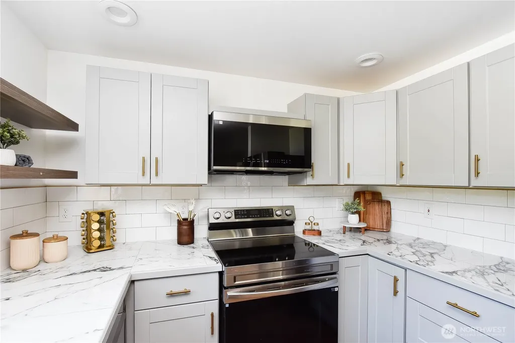 12228 Rainbow Drive Arlington WA 98223