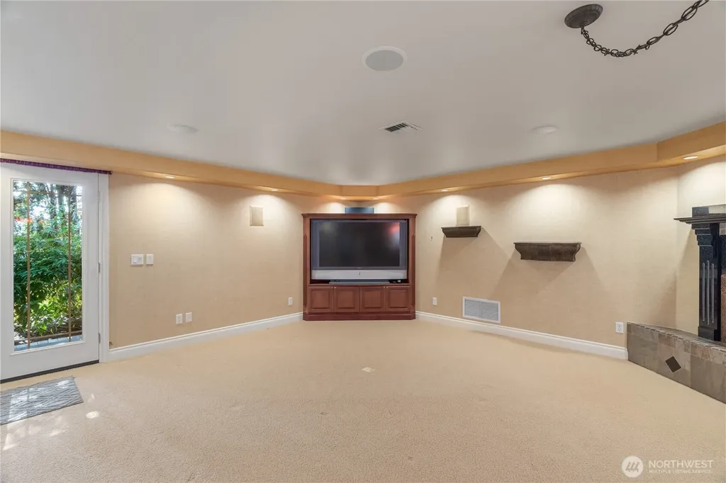 115 Reynvaan Drive Aberdeen WA 98520