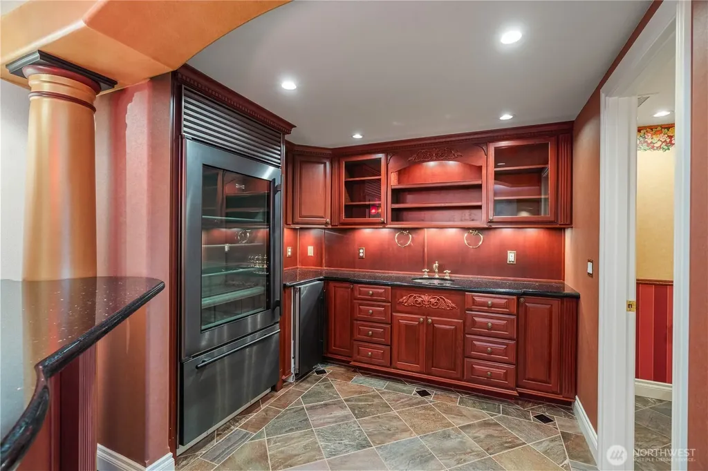 115 Reynvaan Drive Aberdeen WA 98520