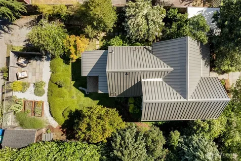 4048 37th Avenue S Seattle WA 98118