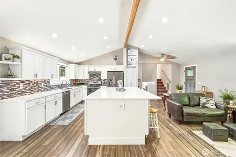 17200 435th Avenue SE North Bend WA 98045