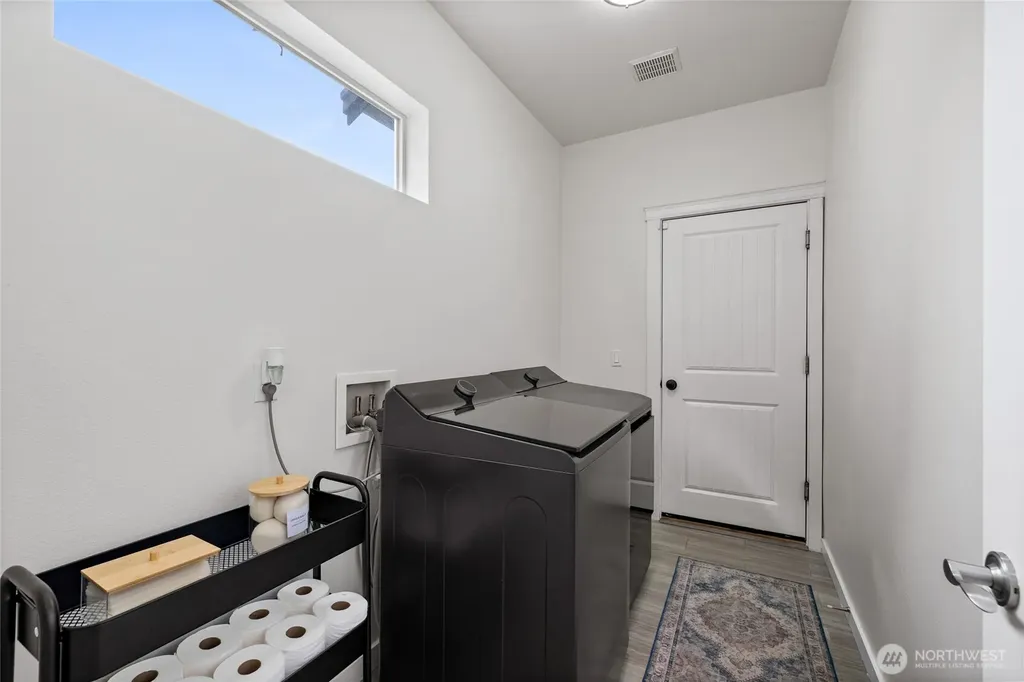 18539 97th Avenue E Puyallup WA 98375