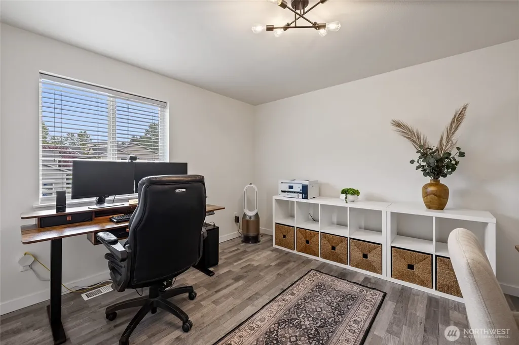18539 97th Avenue E Puyallup WA 98375