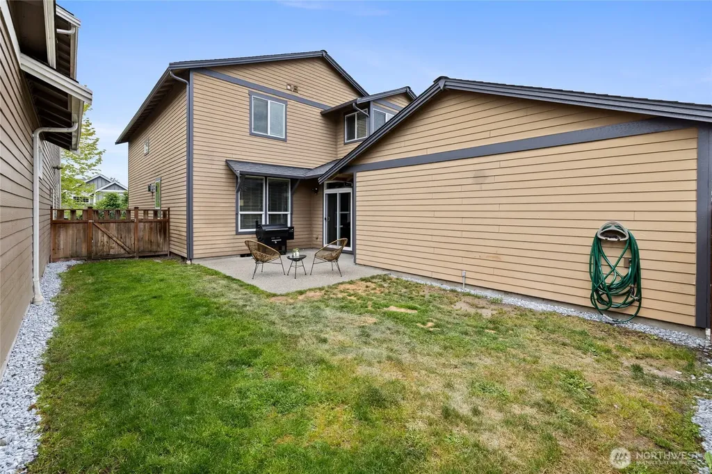 18539 97th Avenue E Puyallup WA 98375