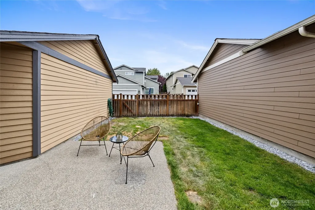 18539 97th Avenue E Puyallup WA 98375