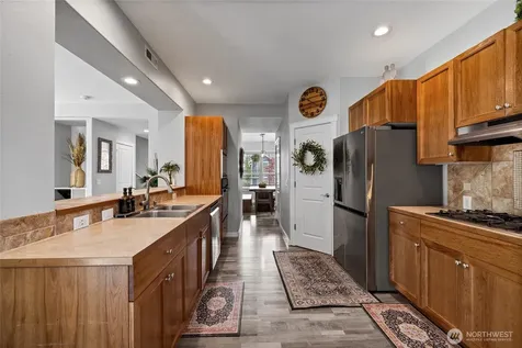18539 97th Avenue E Puyallup WA 98375