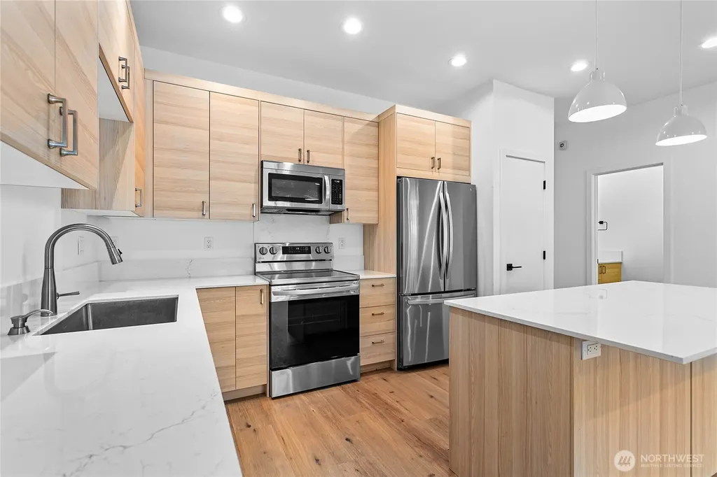4121 Deemer Road Bellingham WA 98226