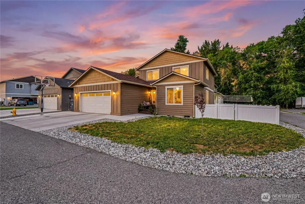 410 Riverside Meadow Cashmere WA 98815