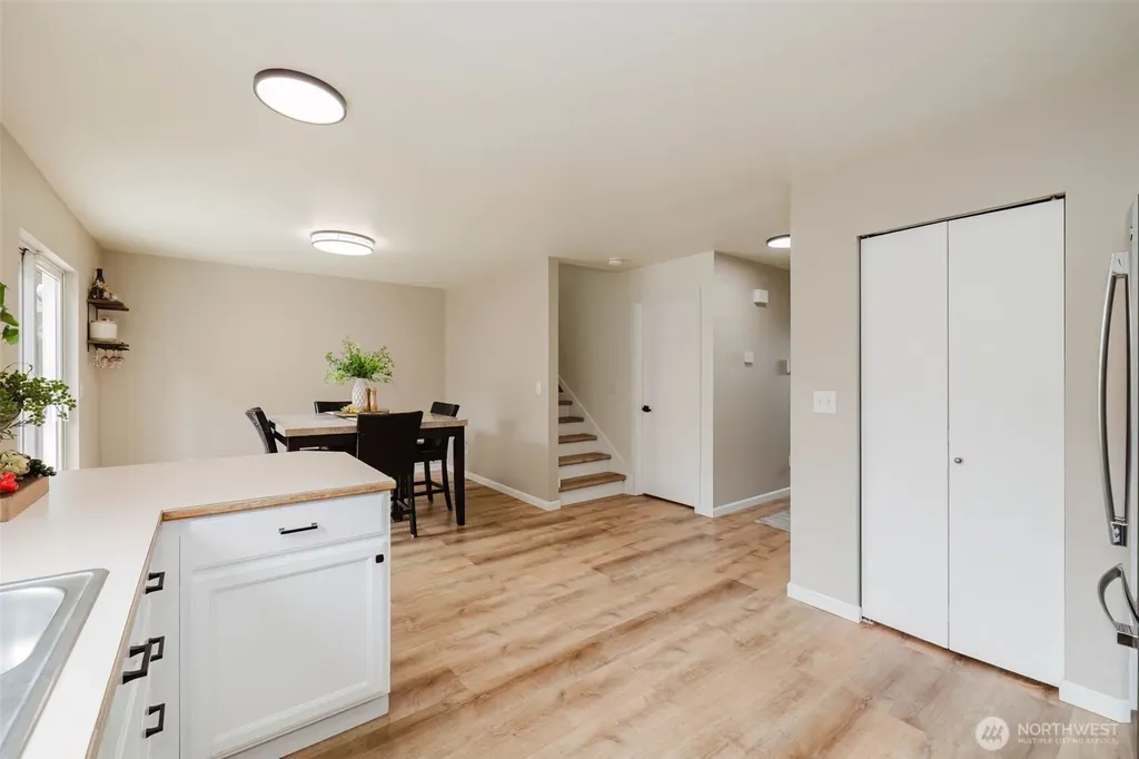 1969 Snowridge Avenue Port Orchard WA 98366