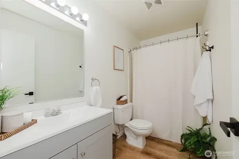 1969 Snowridge Avenue Port Orchard WA 98366
