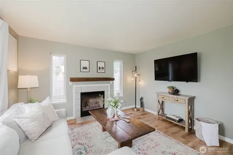 1969 Snowridge Avenue Port Orchard WA 98366
