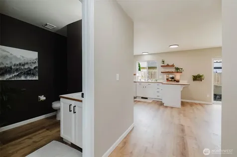 1969 Snowridge Avenue Port Orchard WA 98366